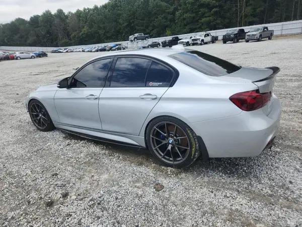 WBA8B3G30HNU36423 2017 BMW 3ER - Image 2