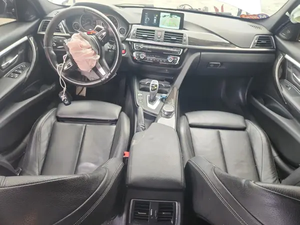 WBA8B3G30HNU36423 2017 BMW 3ER - Image 8