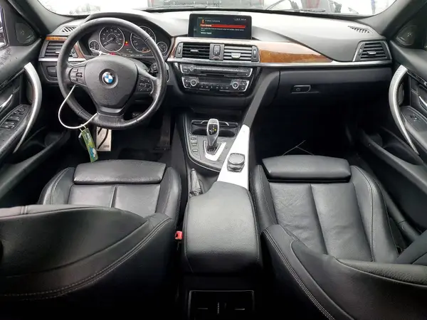WBA8B3G31HNU36091 2017 BMW 3ER - Image 8