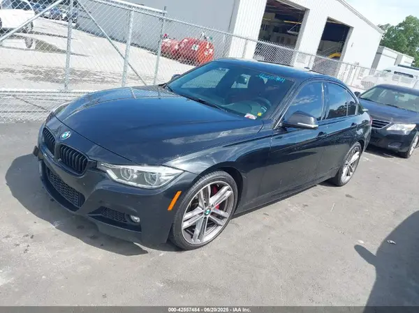 WBA8B3G32HNU36374 2017 BMW 3ER - Image 2