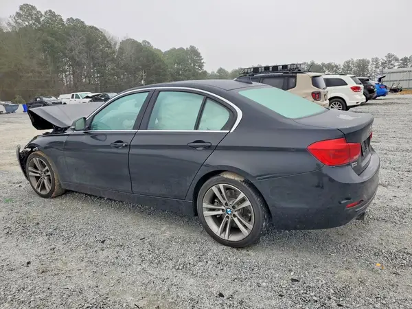 WBA8B3G33HNU35864 2017 BMW 3ER - Image 2