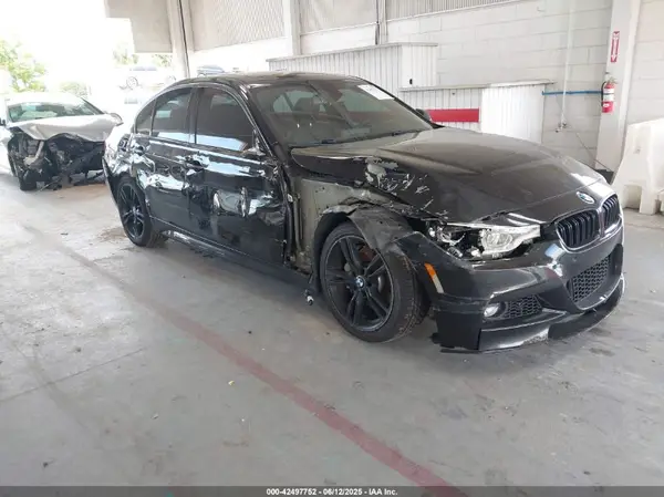 WBA8B3G34HNU35873 2017 BMW 3ER - Image 1