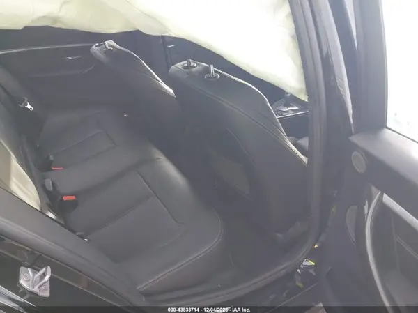 WBA8B3G36HNU35843 2017 BMW 3ER - Image 8