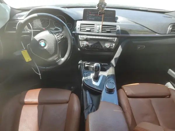 WBA8B3G36HNU35860 2017 BMW 3ER - Image 8