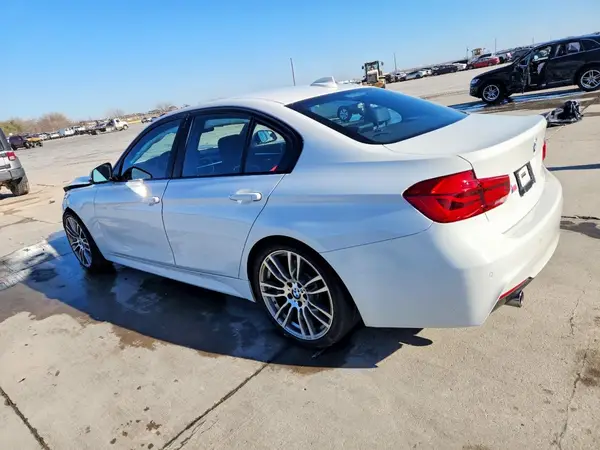 WBA8B3G37HNU35740 2017 BMW 3ER - Image 2