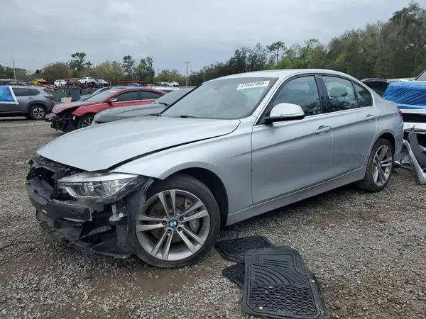 WBA8B3G37HNU36208 2017 BMW 3ER - Image 1