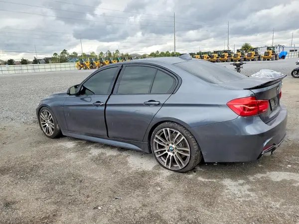 WBA8B3G38HNU36167 2017 BMW 3ER - Image 2
