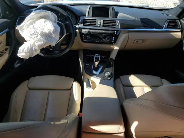 WBA8B3G39HNU36081 2017 BMW 3ER - Image 8