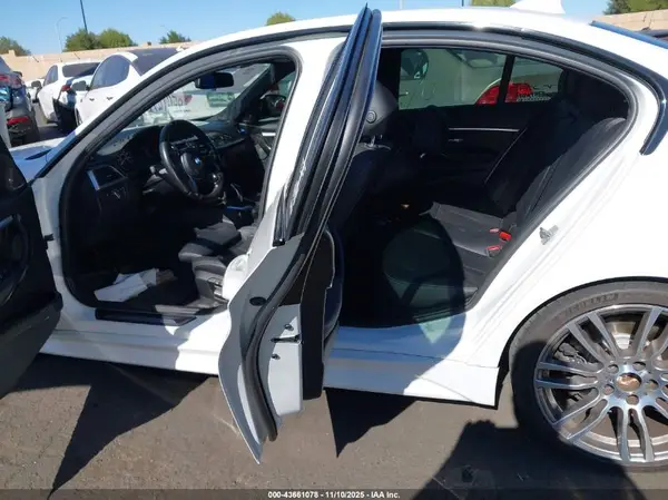 WBA8B3G3XHNU35795 2017 BMW 3ER - Image 8