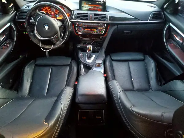 WBA8B3G3XHNU35828 2017 BMW 3ER - Image 8