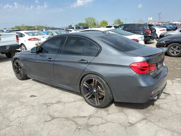 WBA8B3G50HNU35371 2017 BMW 3ER - Image 2