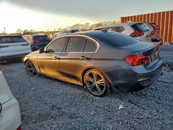 WBA8B3G51JNU36647 2018 BMW 3ER - Image 2