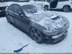 WBA8B3G51JNV00749 2018 BMW 3ER