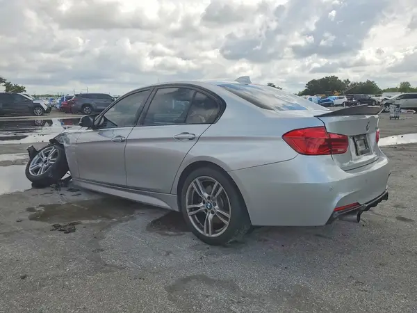 WBA8B3G52HNU35372 2017 BMW 3ER - Image 2