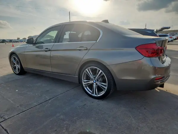 WBA8B3G53GNT91994 2016 BMW 3ER - Image 2