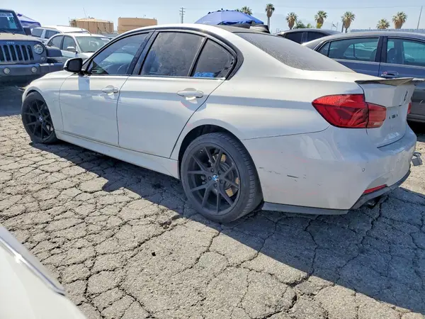 WBA8B3G54GNT62360 2016 BMW 3ER - Image 2