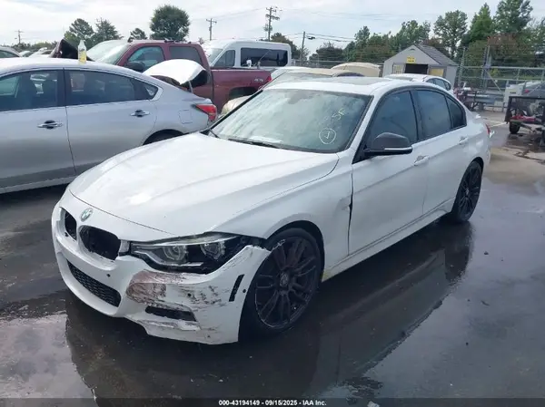 WBA8B3G54GNT62388 2016 BMW 3ER - Image 2