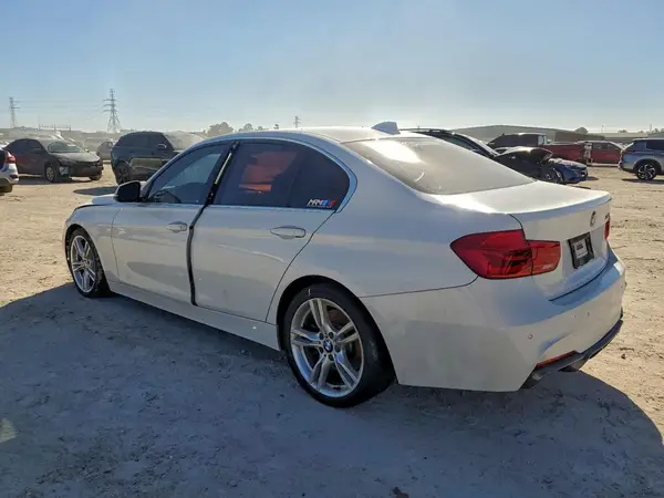 WBA8B3G54GNT62861 2016 BMW 3ER - Image 2
