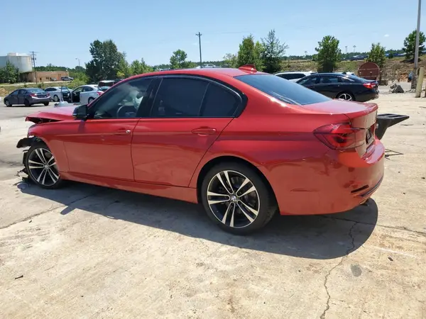 WBA8B3G54JNV01376 2018 BMW 3ER - Image 2