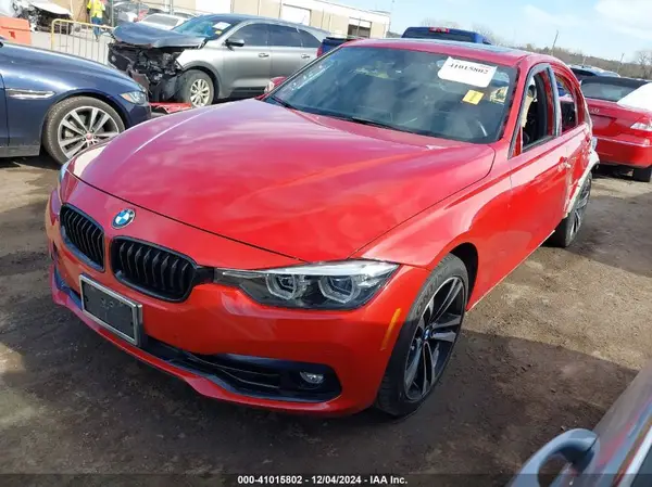 WBA8B3G55JNV01127 2018 BMW 3ER - Image 2