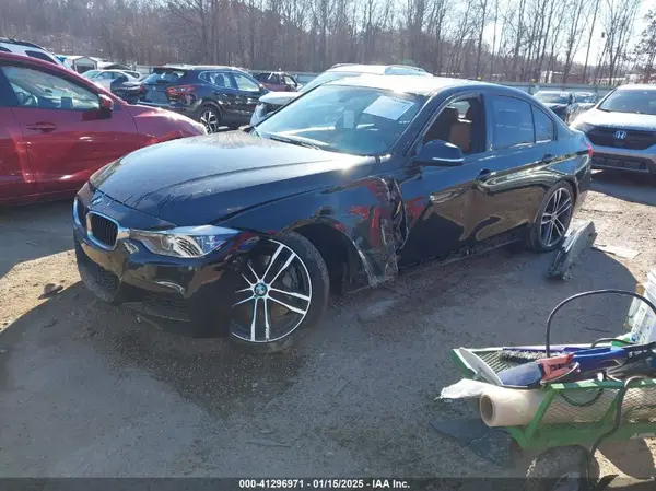 WBA8B3G55JNV01533 2018 BMW 3ER - Image 2