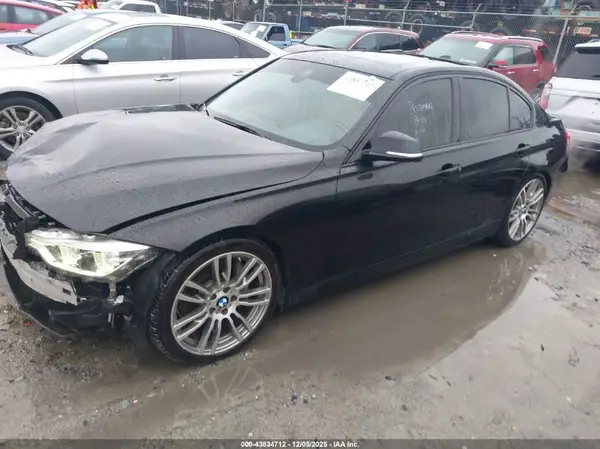 WBA8B3G57GNT62983 2016 BMW 3ER - Image 2