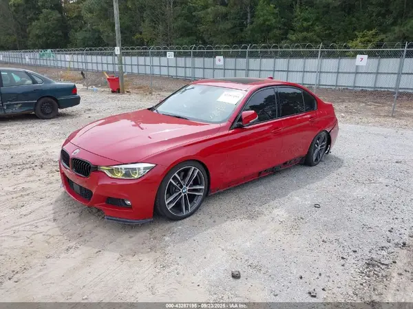 WBA8B3G58JNV01025 2018 BMW 3ER - Image 2
