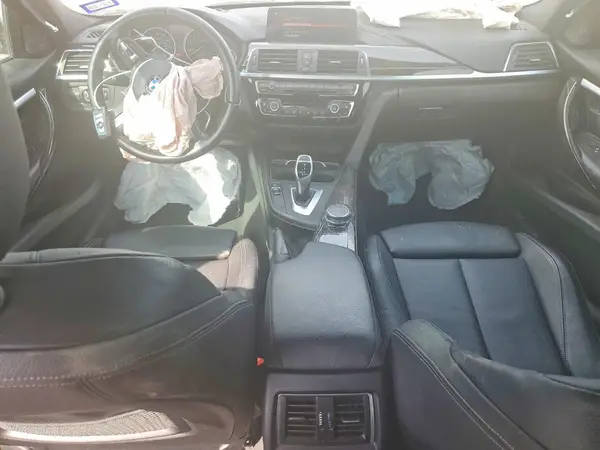 WBA8B3G58JNV01347 2018 BMW 3ER - Image 8