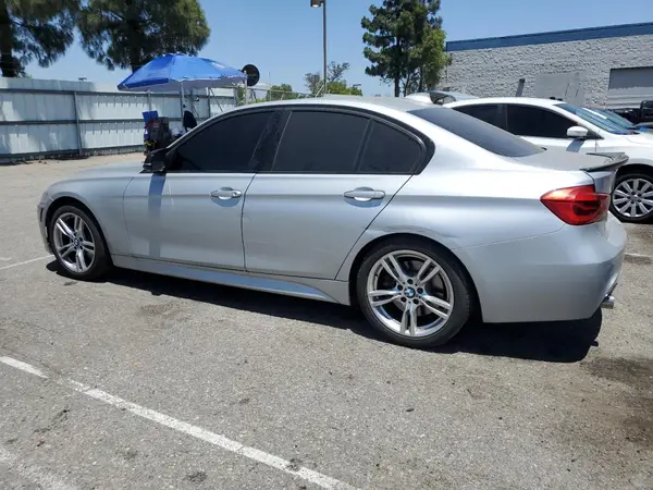 WBA8B3G5XJNV01401 2018 BMW 3ER - Image 2