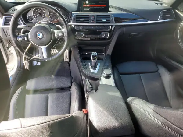 WBA8B3G5XJNV01429 2018 BMW 3ER - Image 8