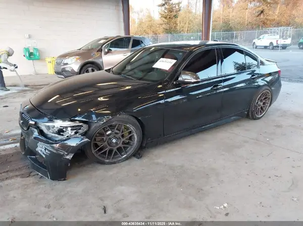 WBA8B7C32HK806639 2017 BMW 3ER - Image 2