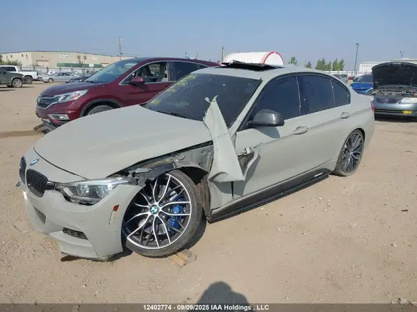 WBA8B7C33HK858457 2017 BMW 3ER - Image 2