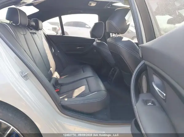 WBA8B7C33HK858457 2017 BMW 3ER - Image 8