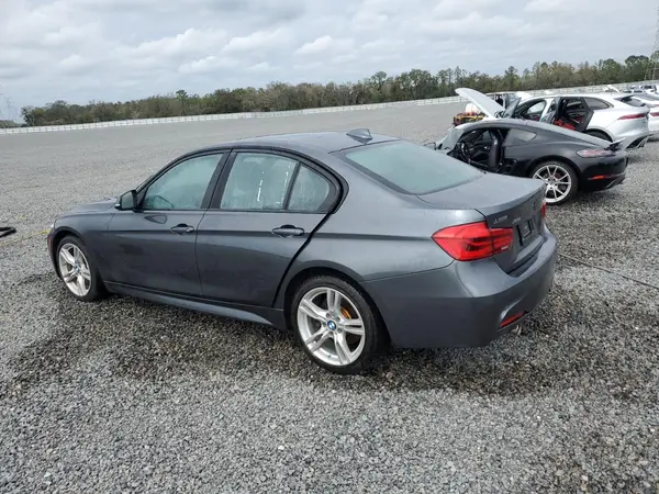 WBA8B7C35HK806523 2017 BMW 3ER - Image 2