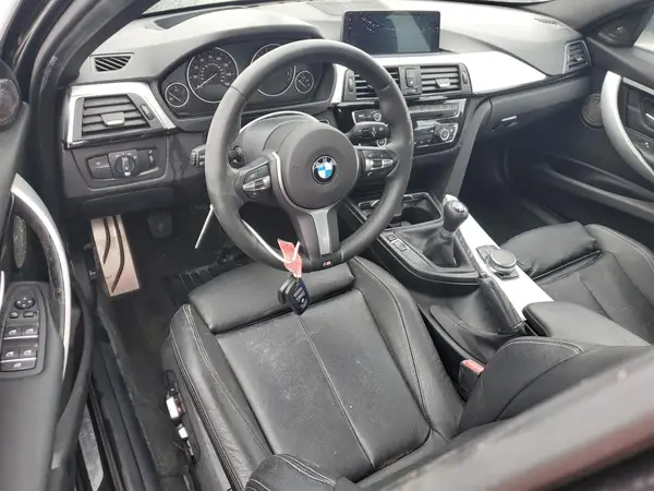 WBA8B7C35HK806523 2017 BMW 3ER - Image 8
