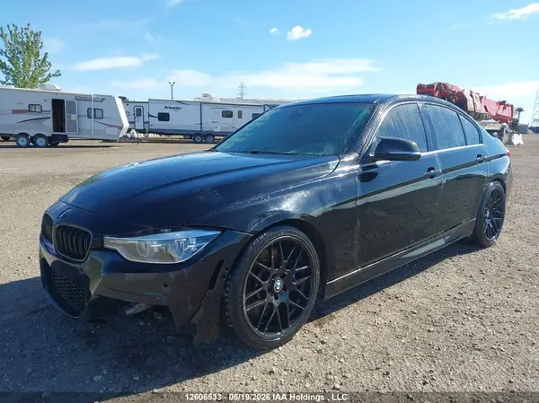 WBA8B7C35HK858461 2017 BMW 3ER - Image 2