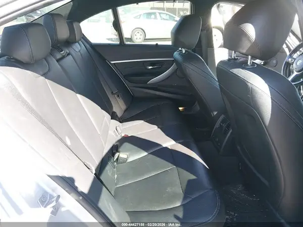 WBA8B7C38HK806676 2017 BMW 3ER - Image 8