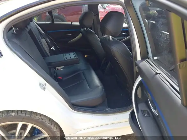 WBA8B7C38HK858759 2017 BMW 3ER - Image 8