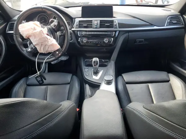 WBA8B7C39HK858754 2017 BMW 3ER - Image 8