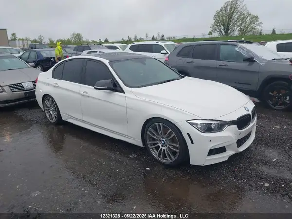 WBA8B7C3XHK806646 2017 BMW 3ER - Image 1