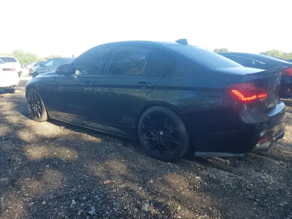 WBA8B7C50GK703624 2016 BMW 3ER - Image 2