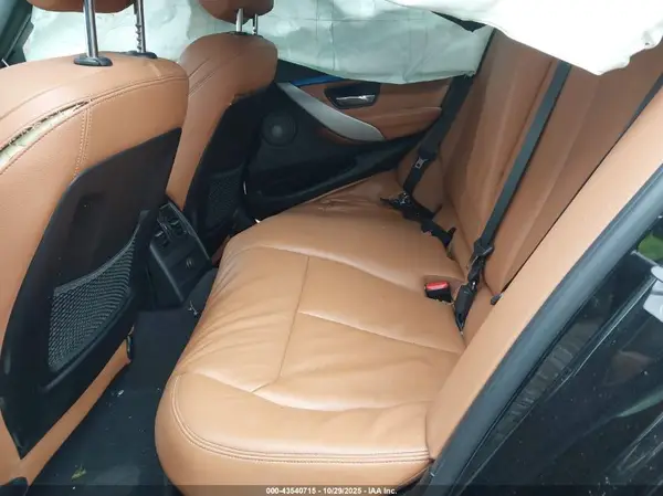 WBA8B7C50JA937954 2018 BMW 3ER - Image 8