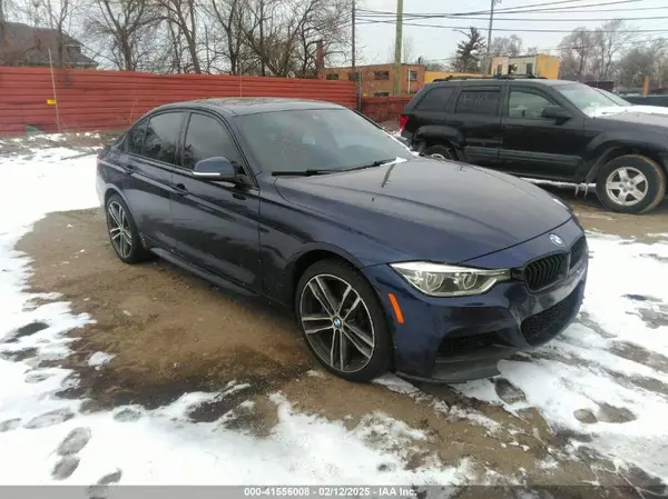 WBA8B7C51JA411817 2018 BMW 3ER - Image 1