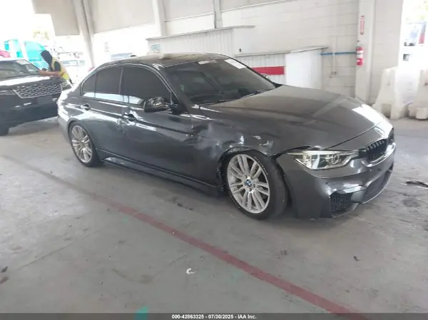 WBA8B7C51JA586231 2018 BMW 3ER - Image 1
