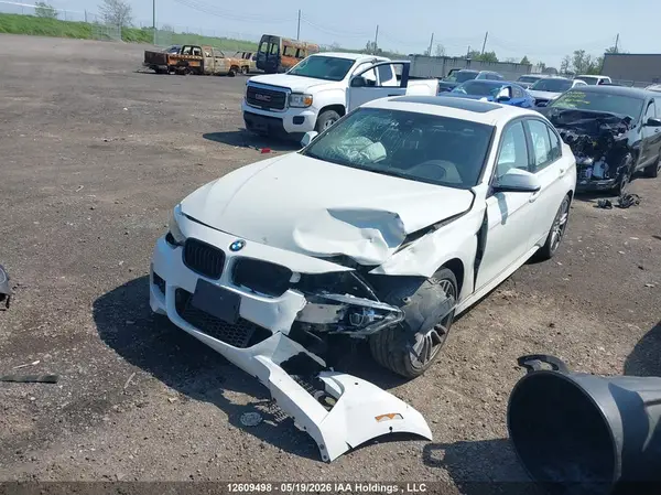 WBA8B7C52JA190468 2018 BMW 3ER - Image 2