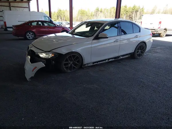 WBA8B7C52JA573181 2018 BMW 3ER - Image 2