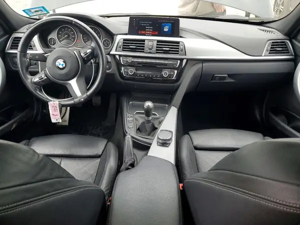 WBA8B7C52JA585444 2018 BMW 3ER - Image 8