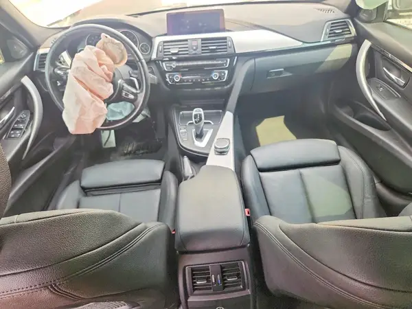 WBA8B7C52JA585587 2018 BMW 3ER - Image 8
