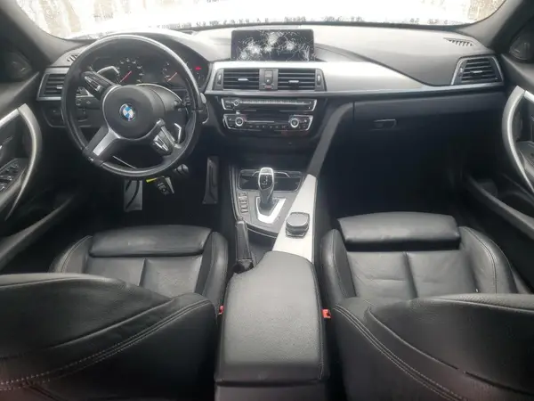 WBA8B7C52JA585766 2018 BMW 3ER - Image 8