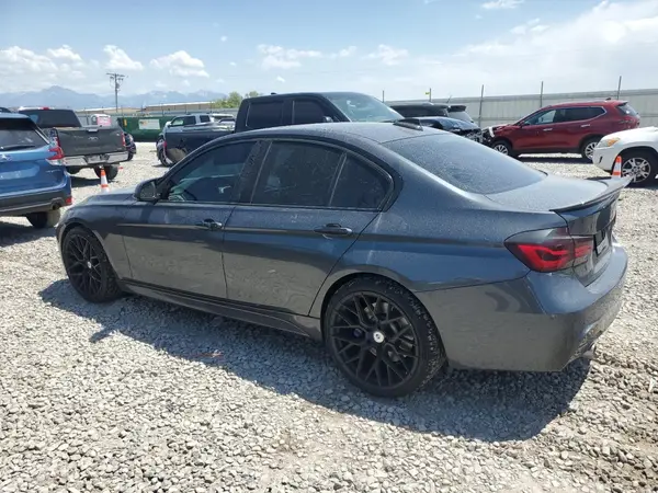 WBA8B7C53GK702824 2016 BMW 3ER - Image 2